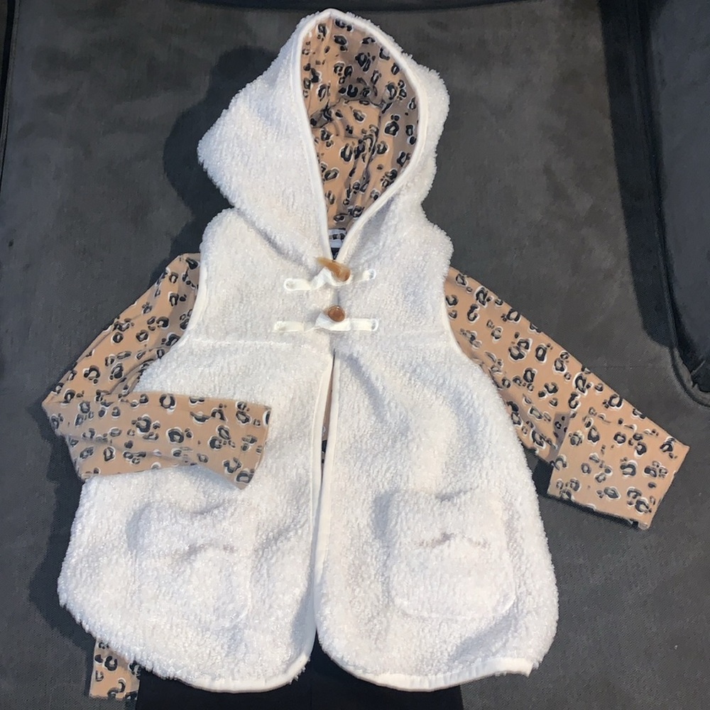 Girl’s Cheetah Print Top & Matching Vest Size 4T